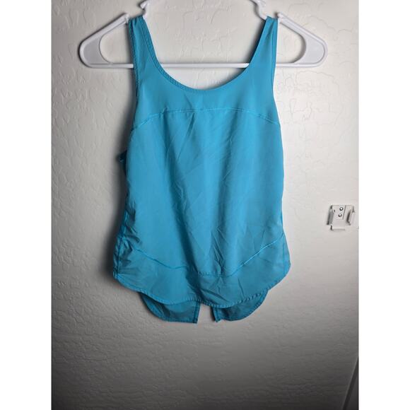 lululemon athletica Tops - Lulu Tank Top Size 4? Blue light weight